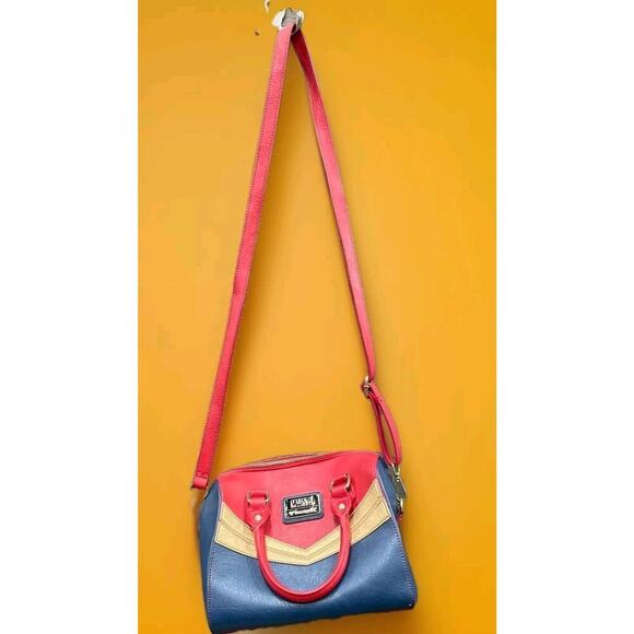 Loungefly Marvel Captain Marvel Bag Purse Handbag Strap Crossbody USA Star Red - Picture 5 of 5